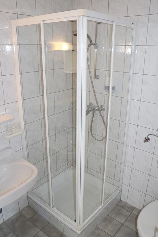 Hotel Gasthof Kasino Villach Zimmer foto