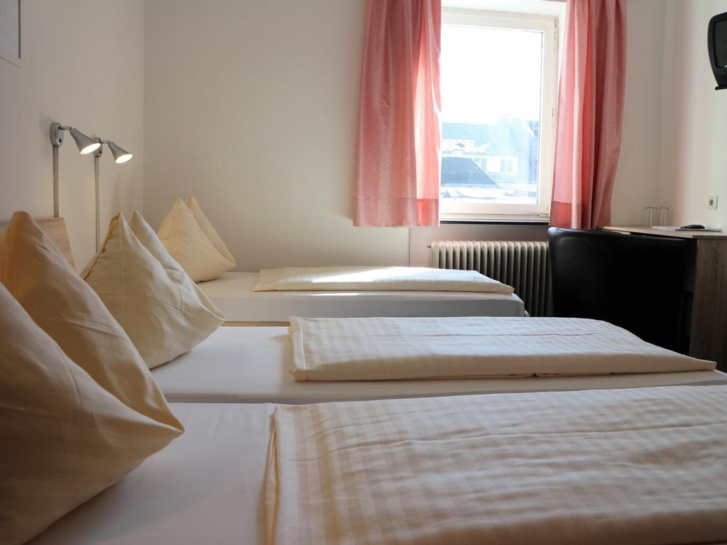 Hotel Gasthof Kasino Villach Zimmer foto