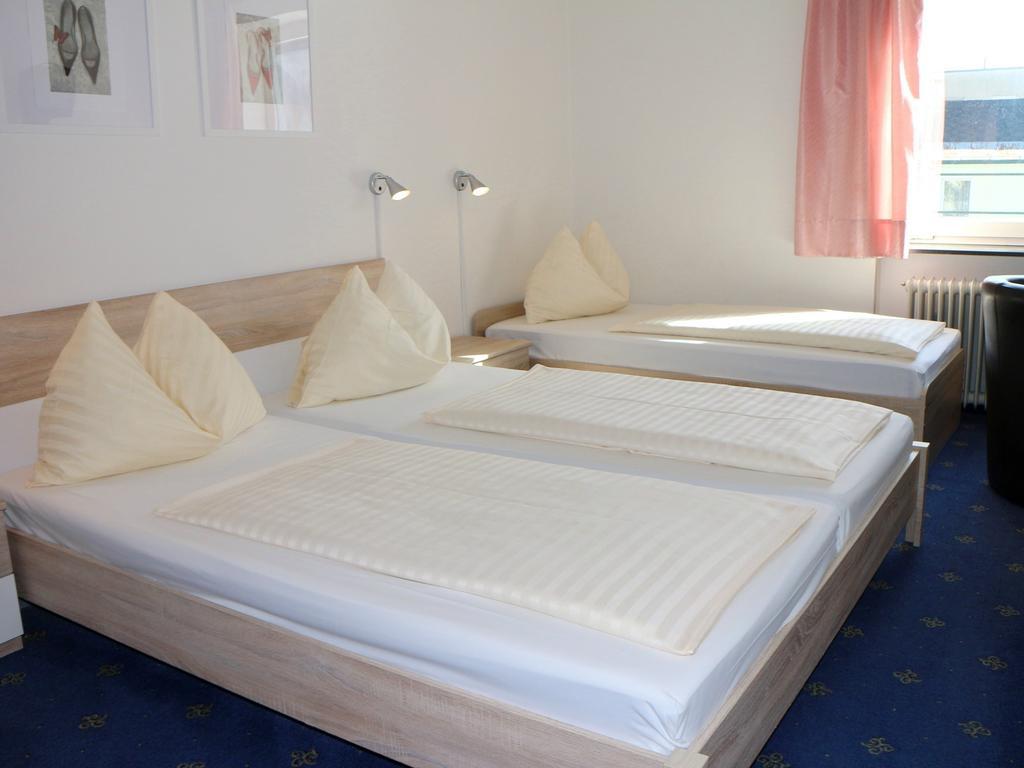 Hotel Gasthof Kasino Villach Zimmer foto